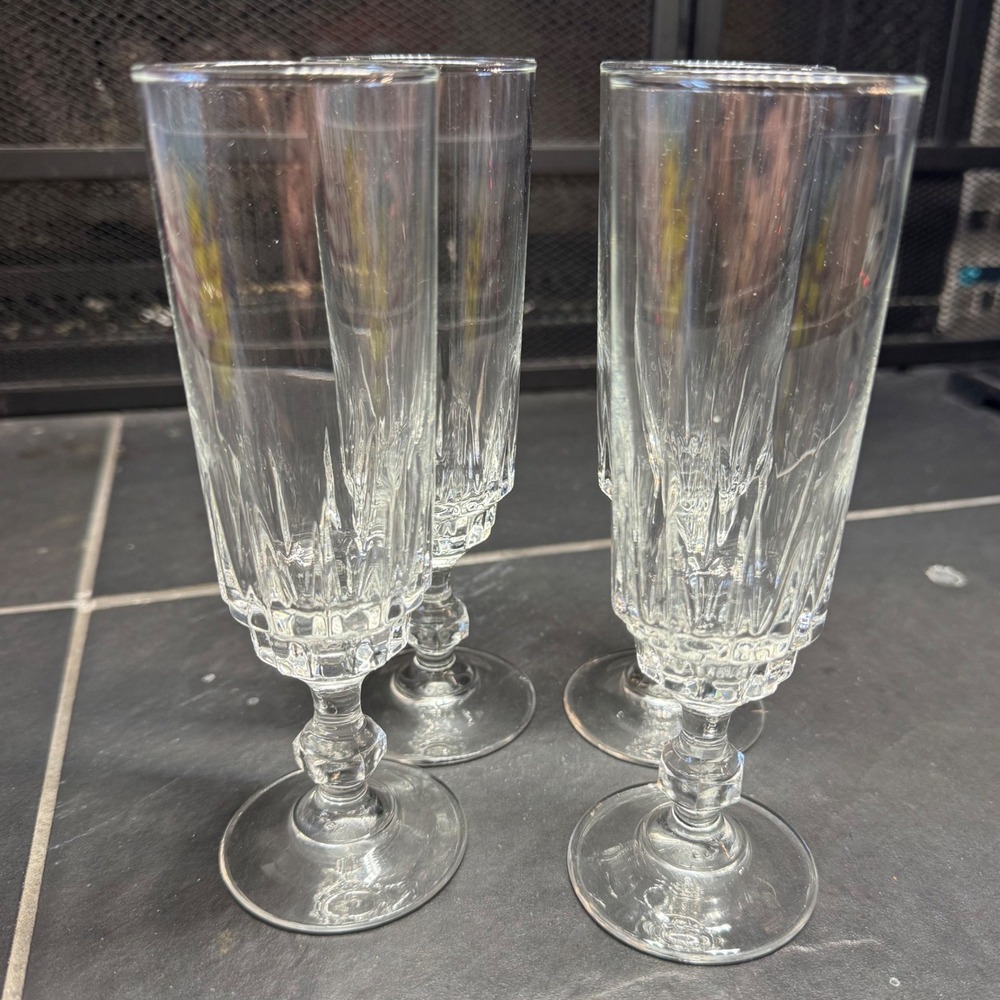 Vintage Arcoroc France Cut Glass Champagne Flutes Set of 4 Toasting Glasses